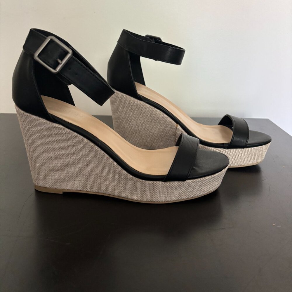 Wild Diva Lounge Shoes, Black, size 8.5